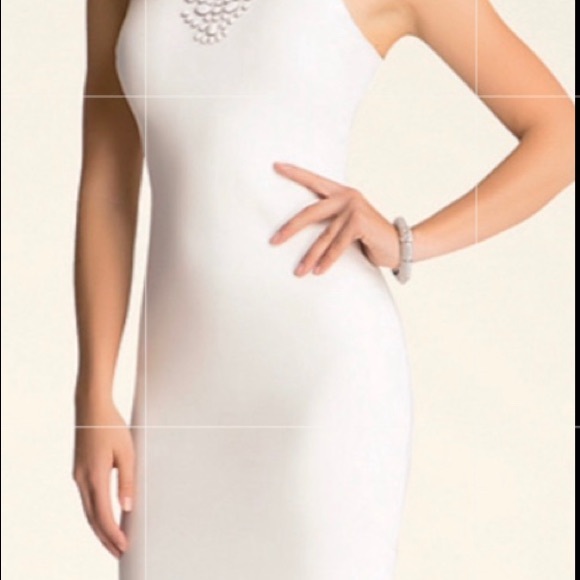 Off White Midi Bebe Dress. Size L - Picture 5 of 5